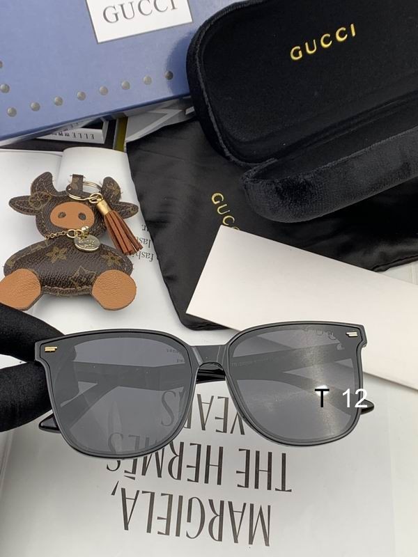 Gucci Sunglasses 441